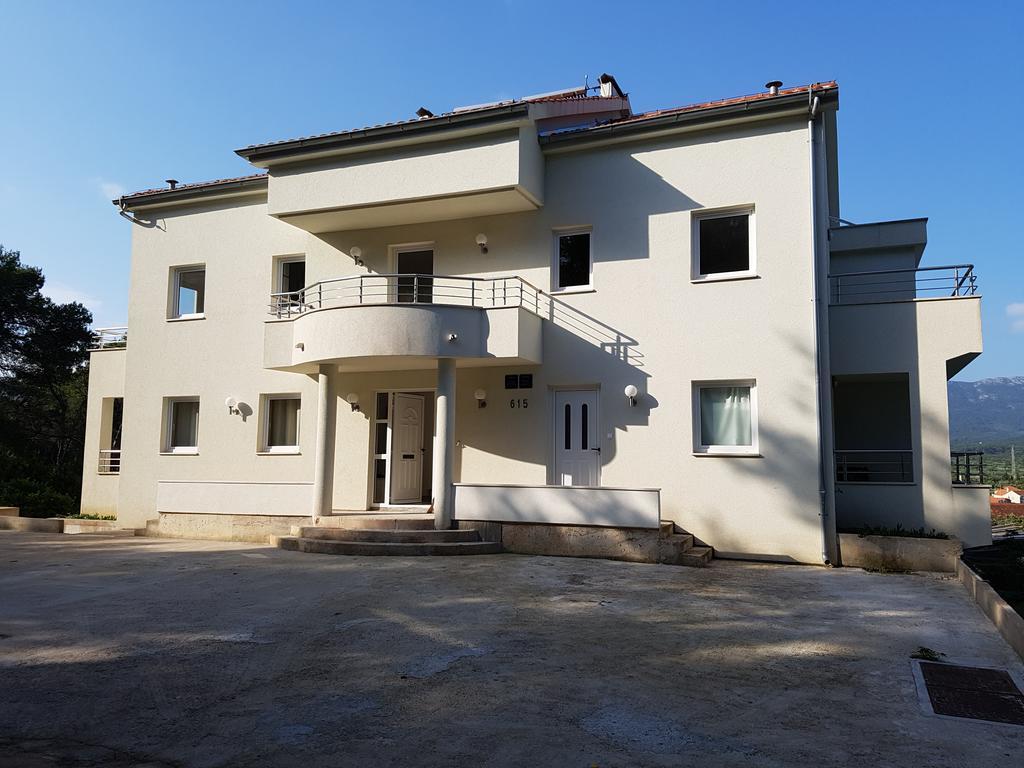 Apartments Villa Maslinica Vrboska Εξωτερικό φωτογραφία