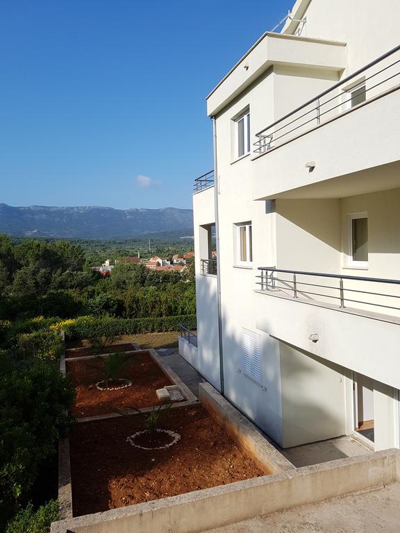 Apartments Villa Maslinica Vrboska Εξωτερικό φωτογραφία